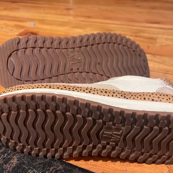 Madewell MWL sneakers - size 9 - Picture 3 of 3